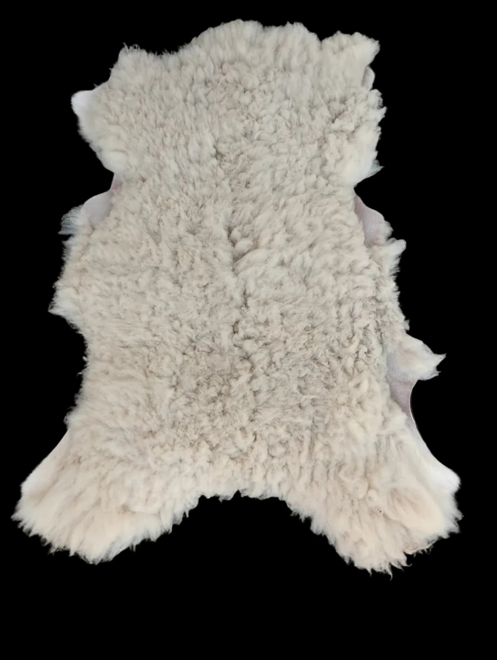 Bark tanned sheepskin 43 x 29 / dense wool 3 inch