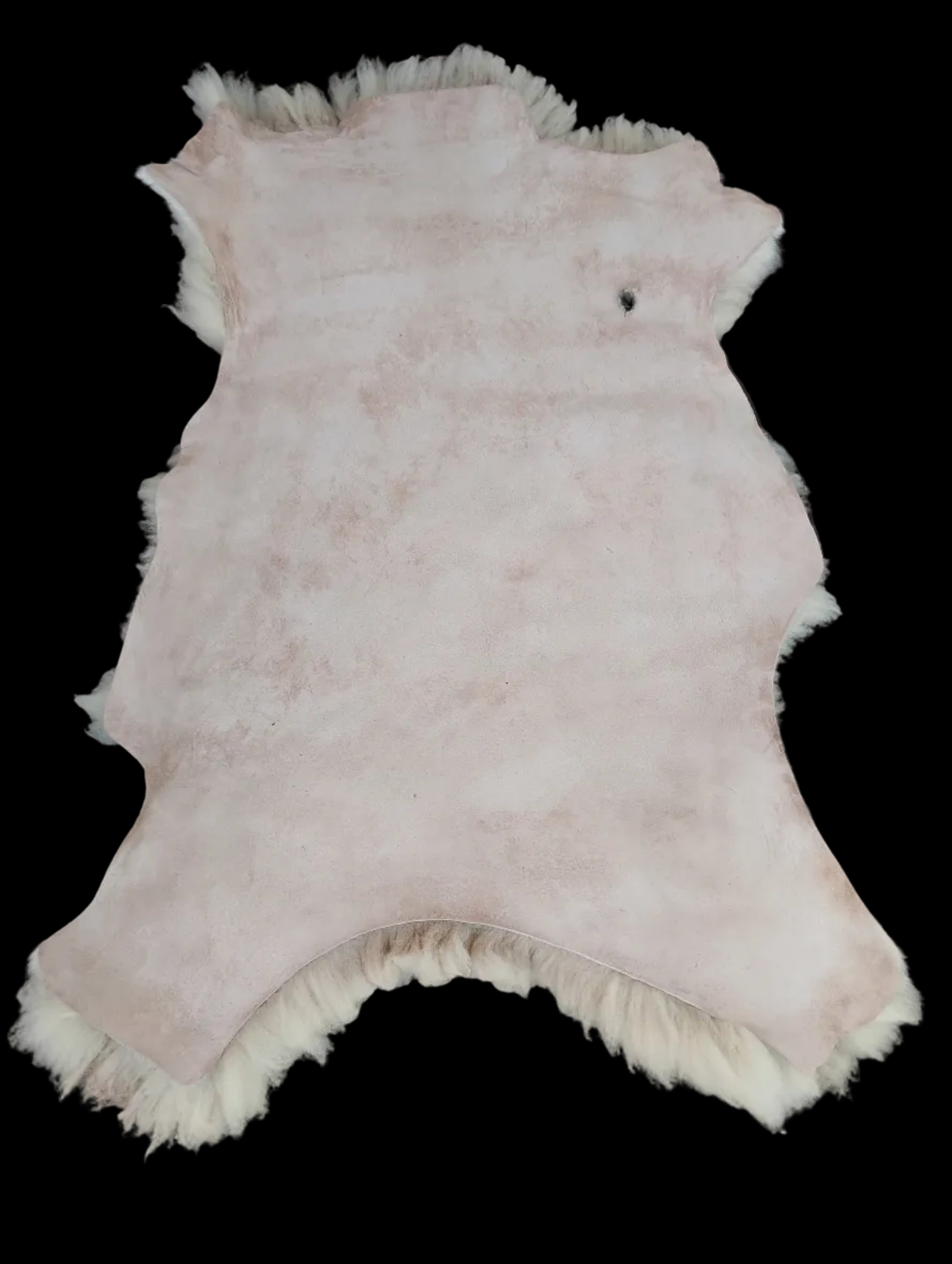 Bark tanned sheepskin 43 x 29 / dense wool 3 inch