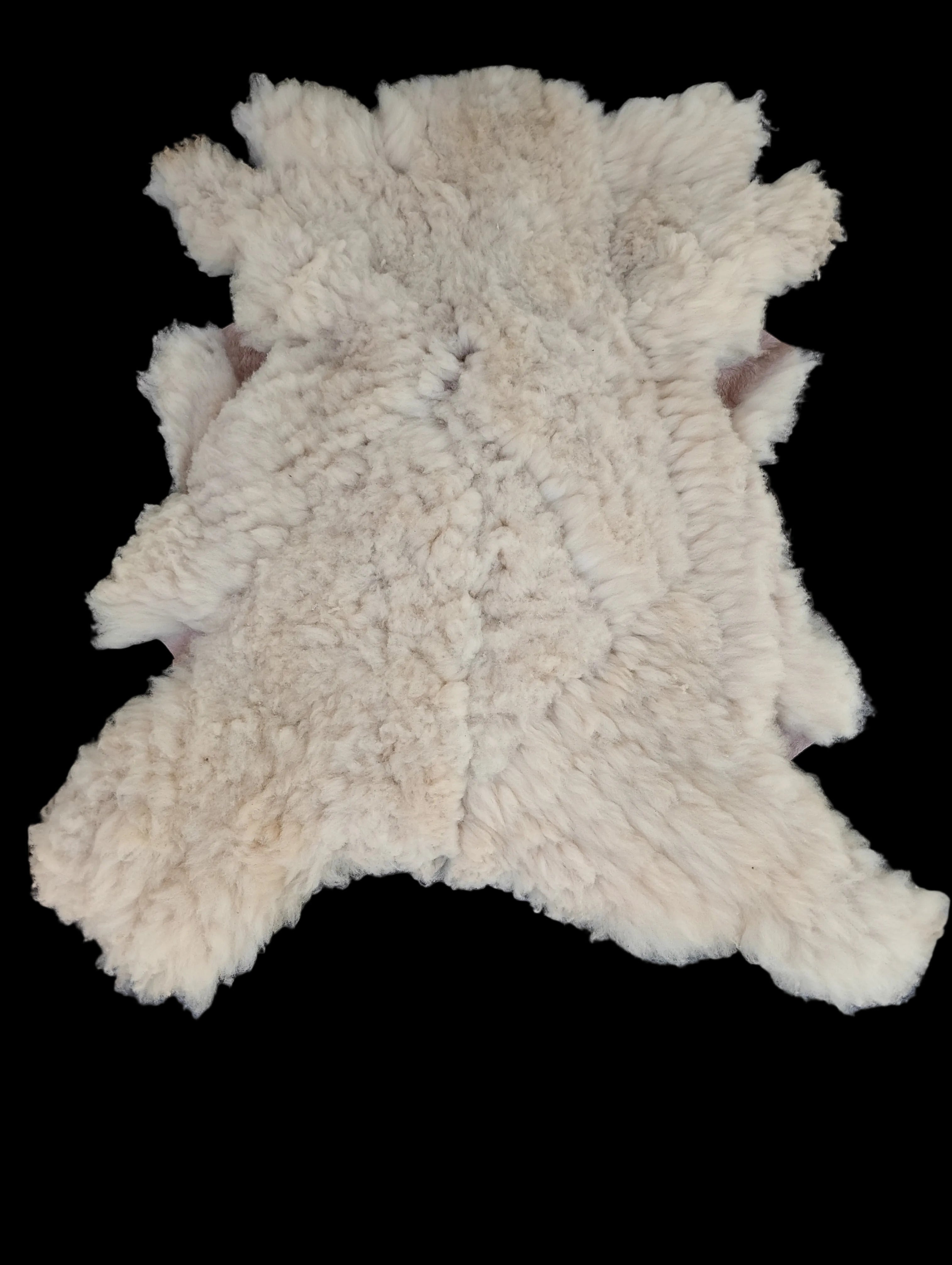 Bark tanned sheepskin 45 x 34 / dense wool 2/3 inch
