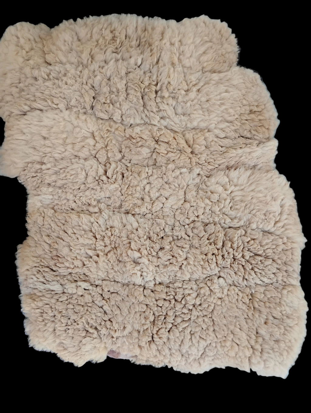 Bark tanned sheepskins sewn rectangle 65 x 45 / wool 2/2.5 inch