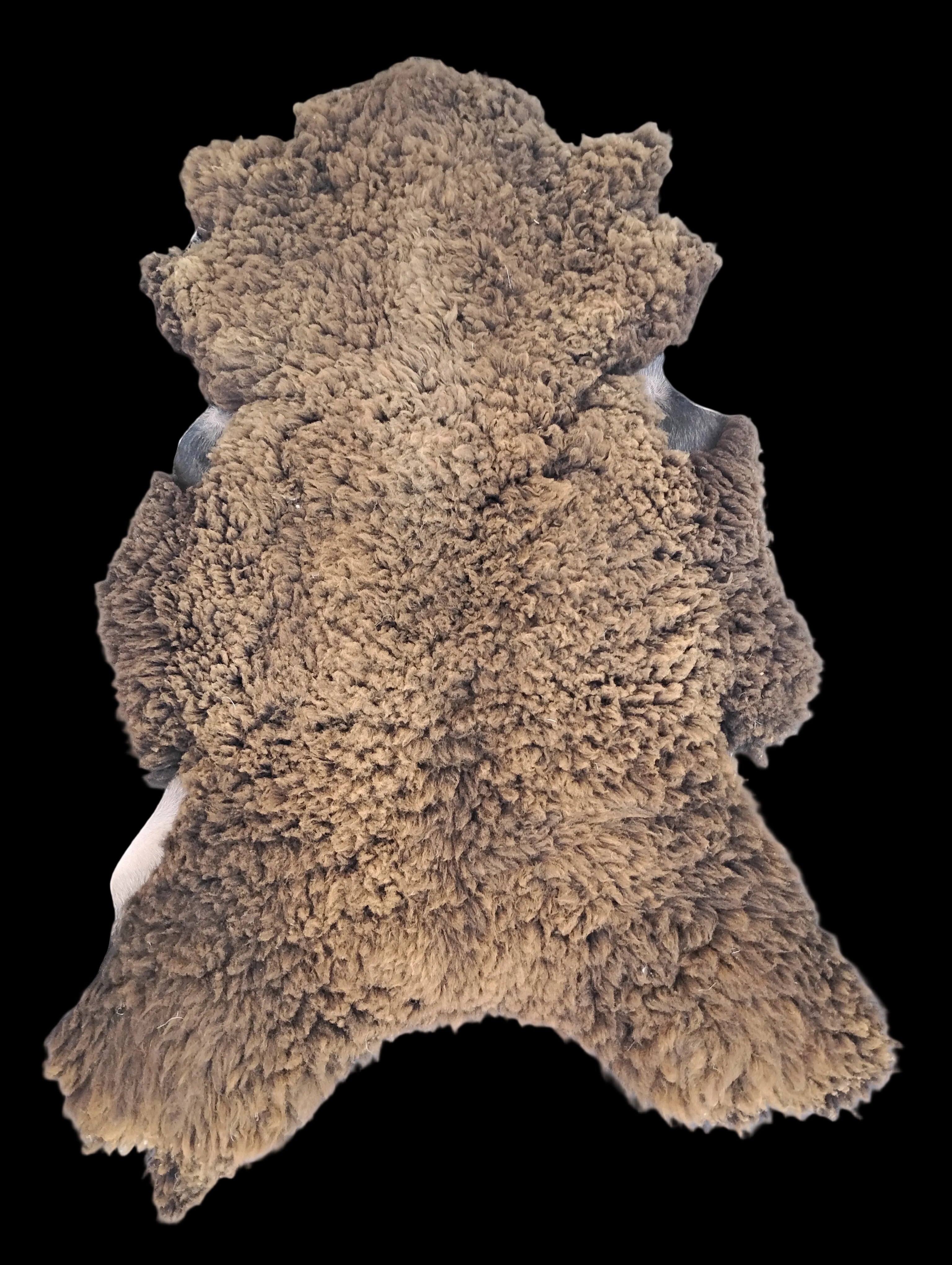 Bark tanned sheepskin 51 x 33 / wool 2.5 inch