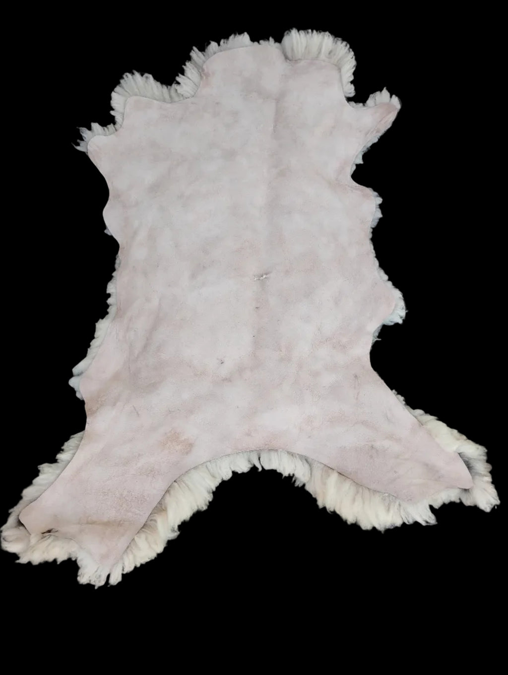 Bark tanned sheepskin 40 x 27 / wool 2.5 inch