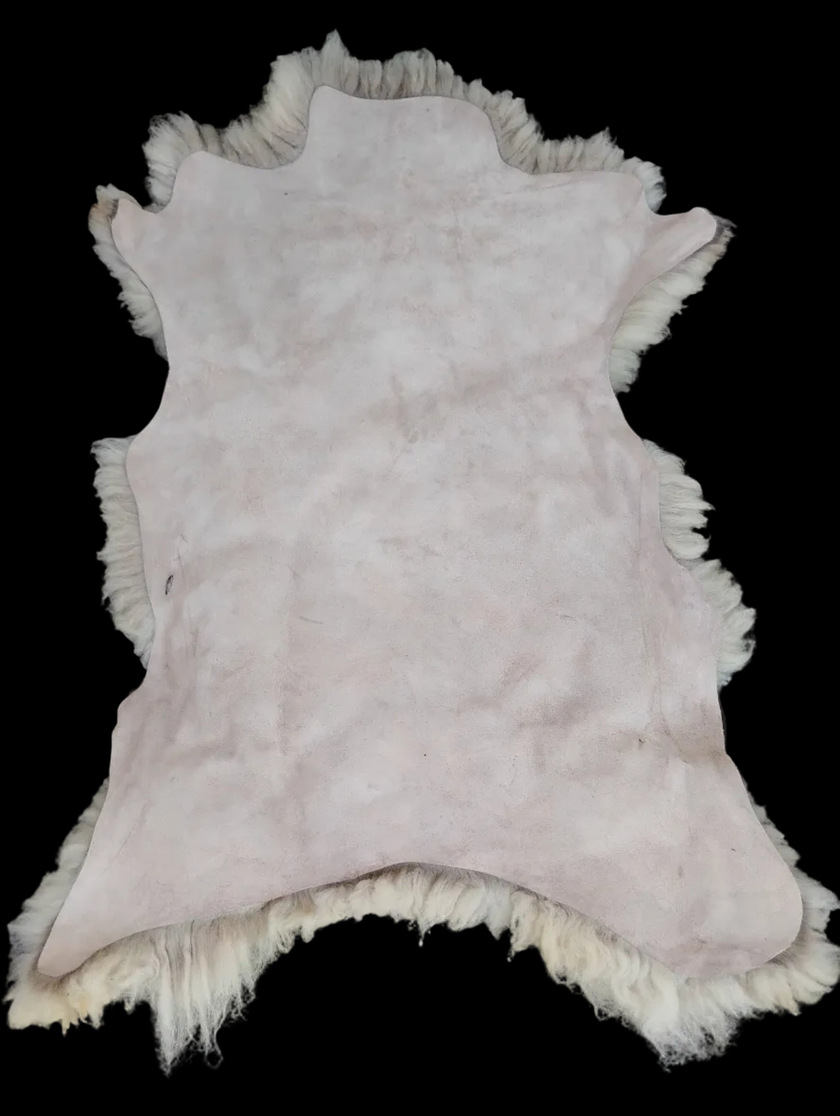 Bark tanned sheepskin 45 x 31 / wool 3 inch