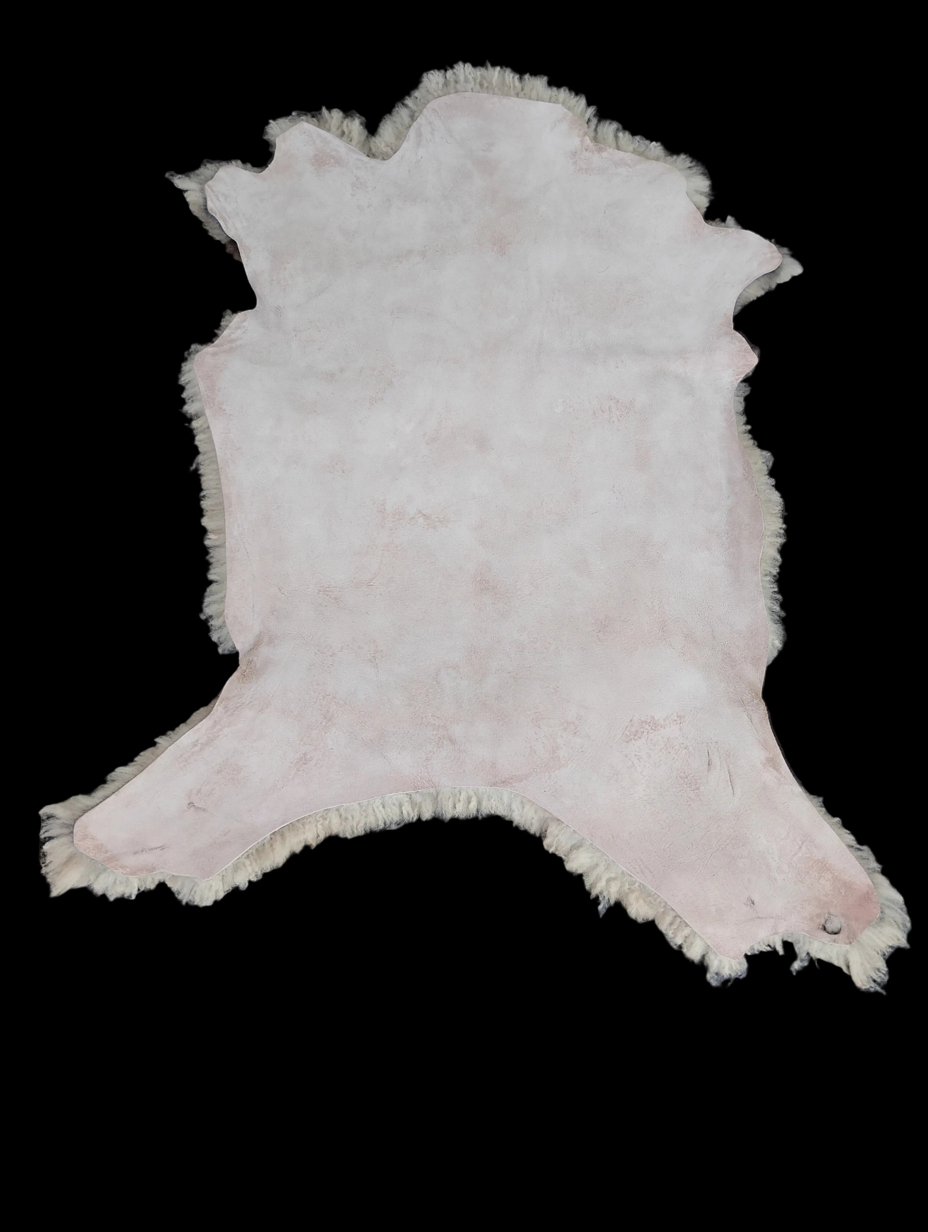 Bark tanned sheepskin 41 x 31 / springy silky wool 2 inch