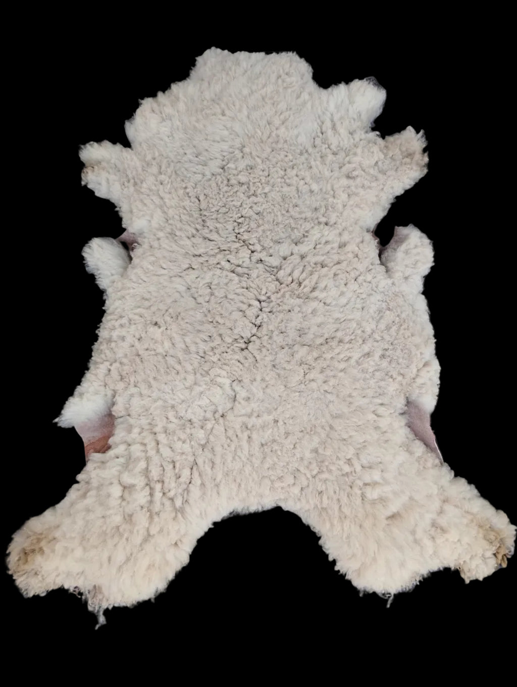 Bark tanned sheepskin 44 x 30 / dense soft wool 2 inch