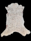 Bark tanned sheepskin 42 x 25 / soft wool