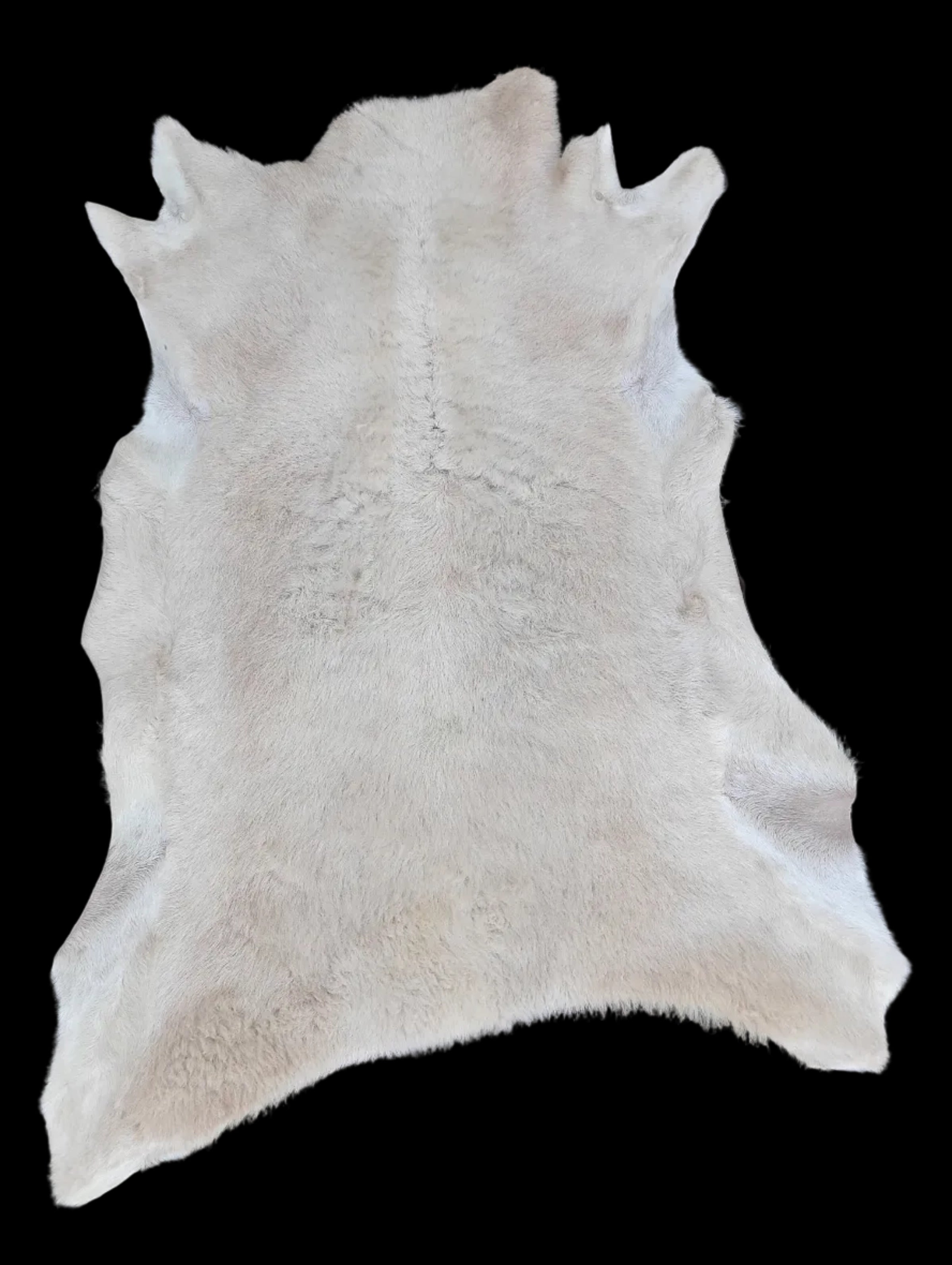 Bark tanned sheepskin 38 x 26 / silky hair