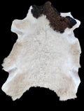 Bark tanned sheepskin 34 x 27 / short soft hair wool mix