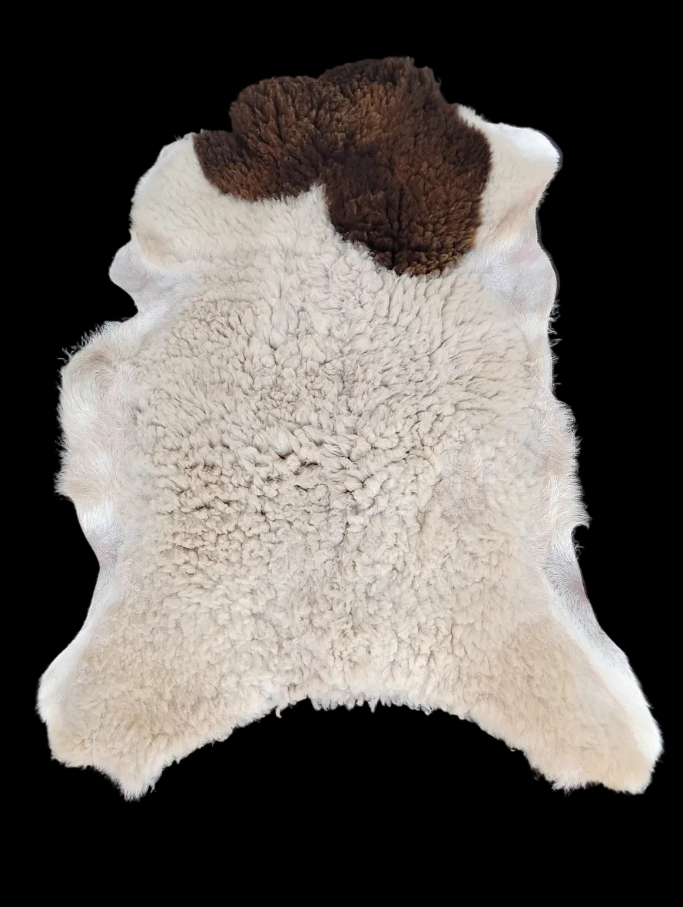 Bark tanned sheepskin 37 x 28 / 1.5  inch fiber