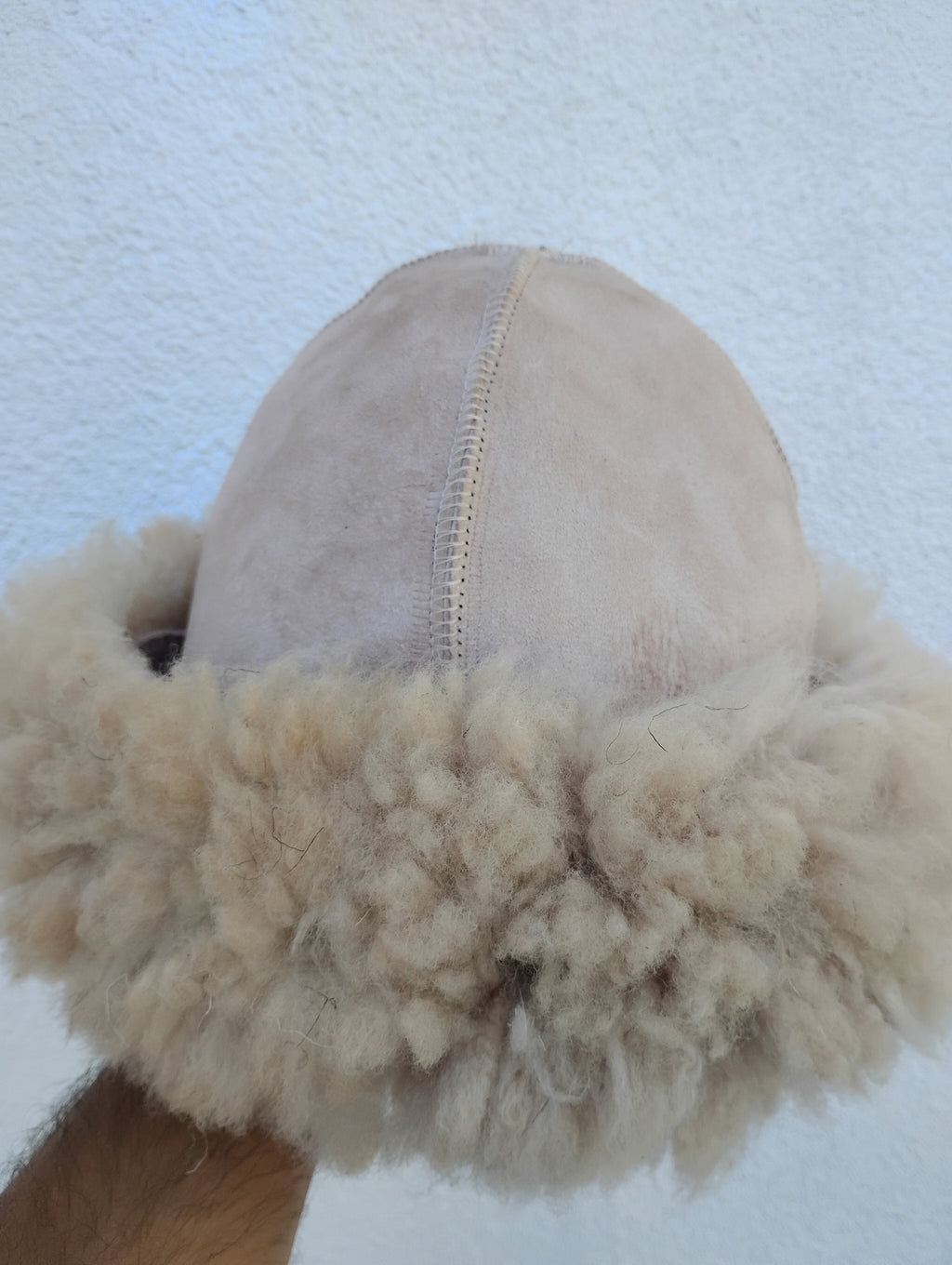 Classic hat wool side in sizing  snug on 23 inch head