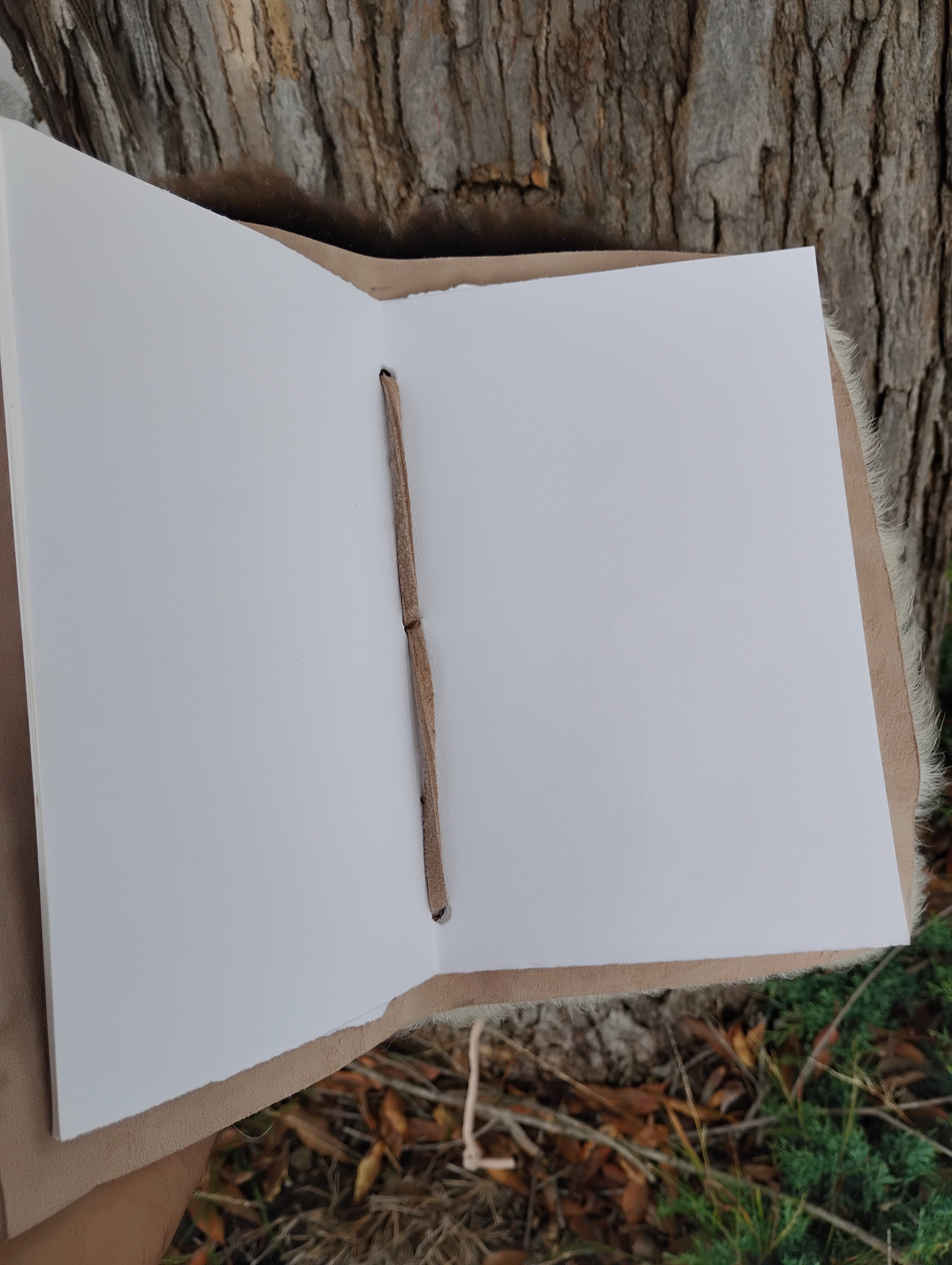 Bark Tanned Sheepskin Journal – 12×9 Refillable