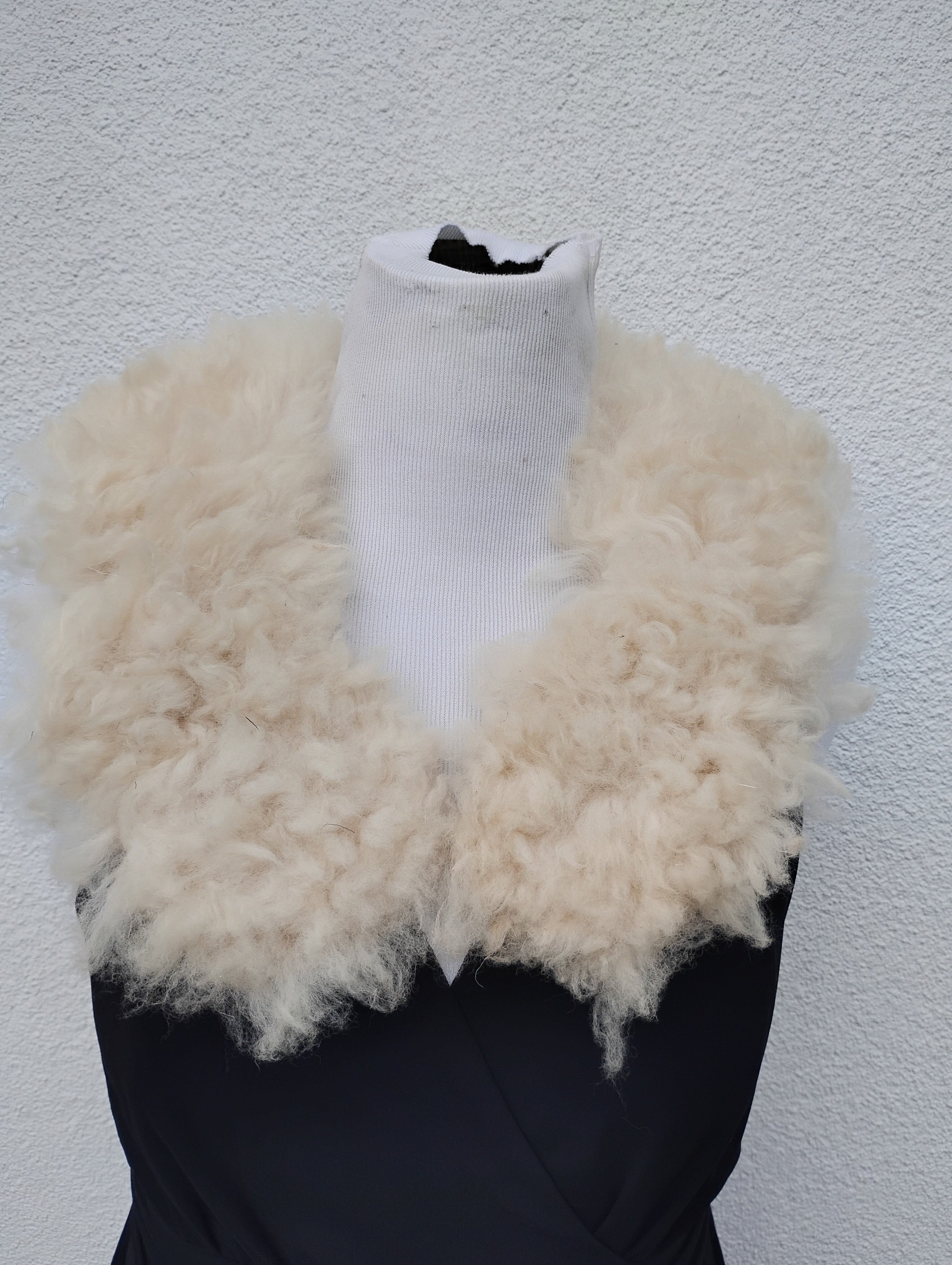 Sheepskin shawl 1.5inch silky wool