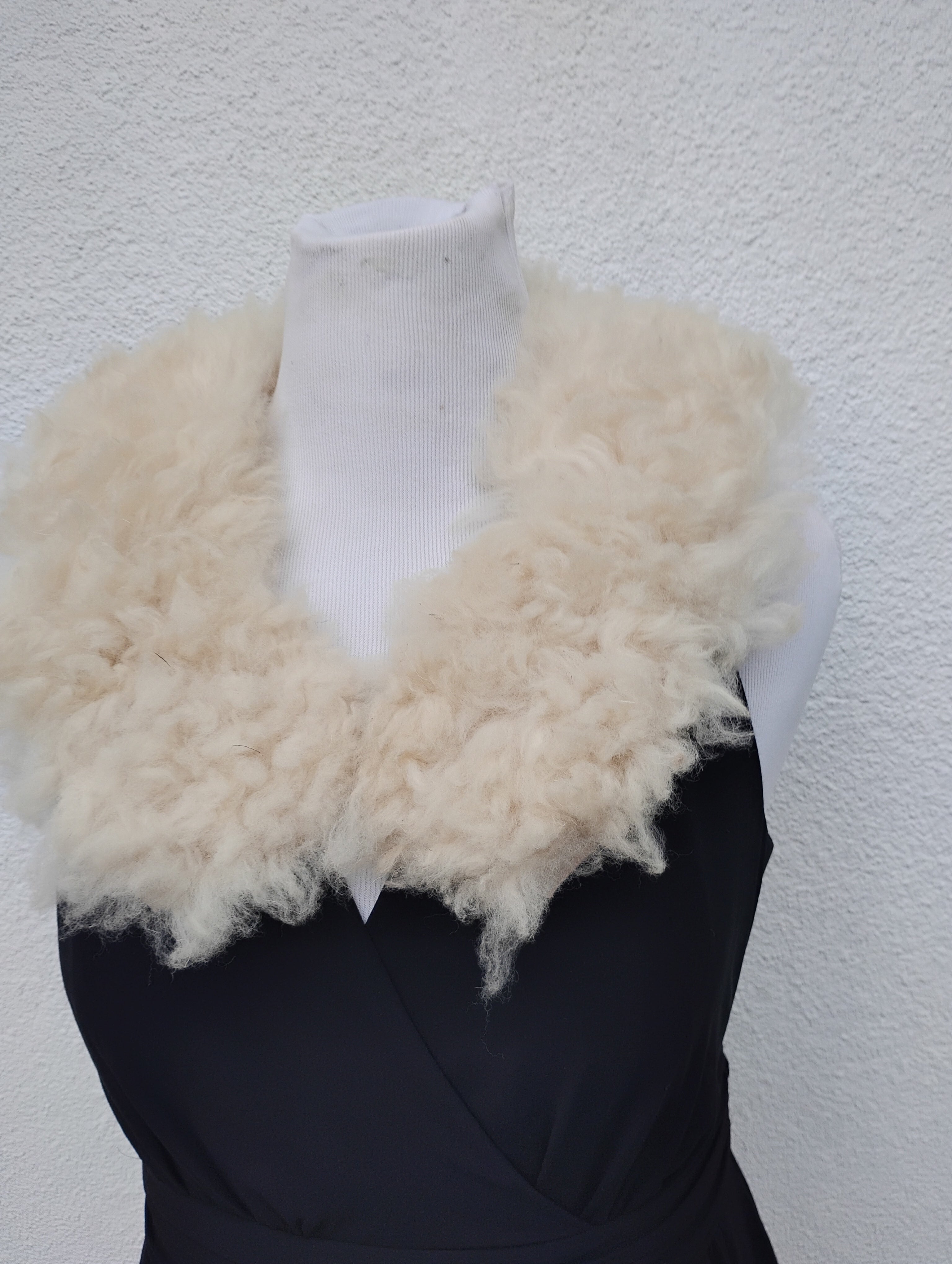 Sheepskin shawl 1.5inch silky wool