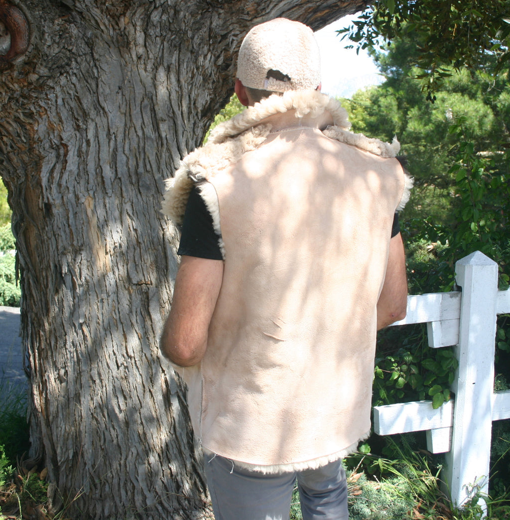 Reversible Bark-Tanned Sheepskin Vest with Collar & Pockets