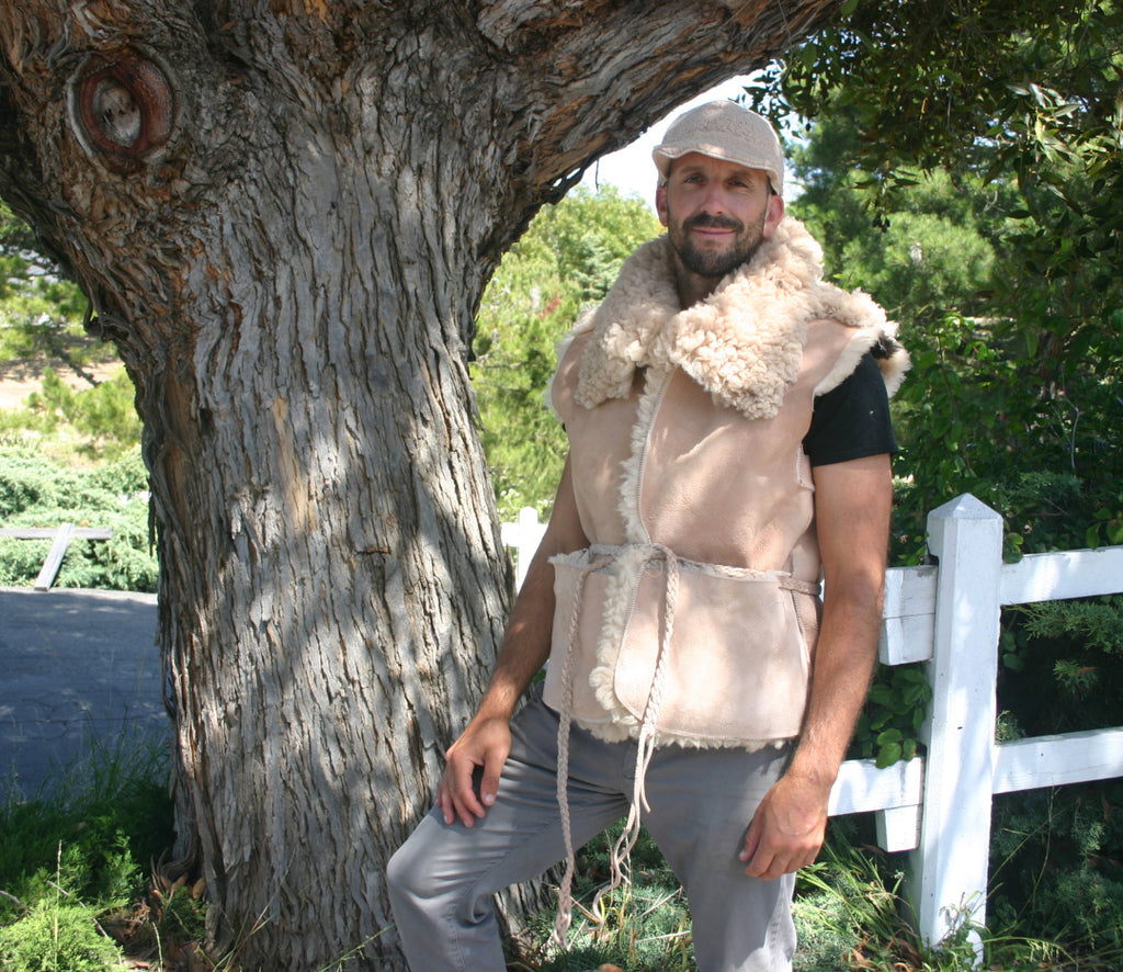 Reversible Bark-Tanned Sheepskin Vest with Collar & Pockets